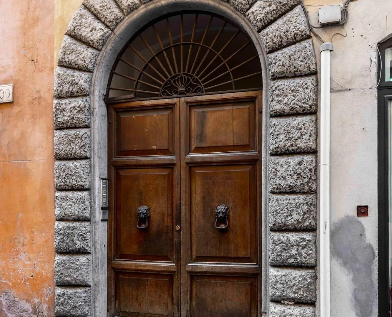 Home At Rome Luxury Navona 2